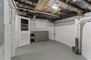 320 Howard St, South Bend, IN 46617 - Photo 27