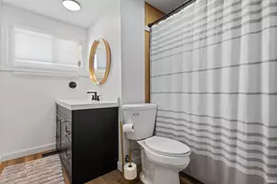 924 Whitehall Dr, South Bend, IN 46615 - Photo 17