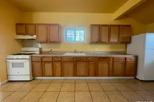 411 Studebaker St, South Bend, IN 46628 - Photo 17