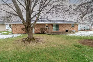 821 Greenmount Ct, Mishawaka, IN 46544 - Photo 9