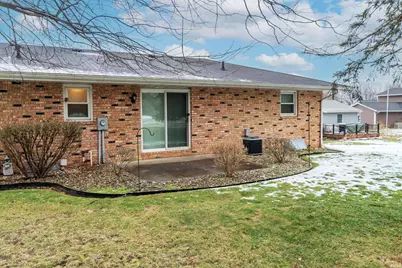 821 Greenmount Court, Mishawaka, IN 46544 - Photo 7
