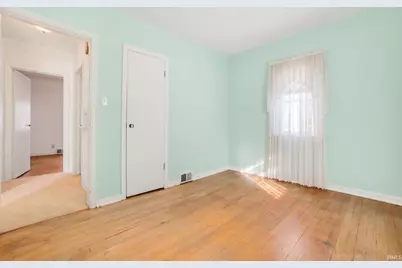 1321 Rockne Drive, South Bend, IN 46617 - Photo 11