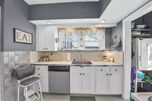 1721 E Madison St, South Bend, IN 46617 - Photo 19