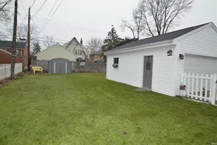 1721 E Madison St, South Bend, IN 46617 - Photo 29