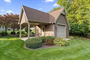 51625 Meadow Pointe Ct, Granger, IN 46530 - Photo 33