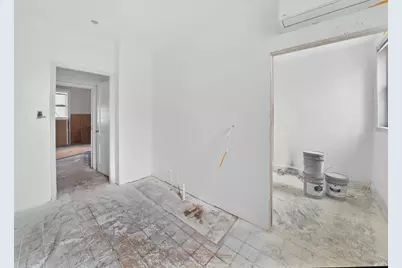 2520 Mishawaka Avenue, South Bend, IN 46615 - Photo 11