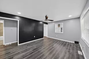 417 S Gladstone St, South Bend, IN 46619 - Photo 3