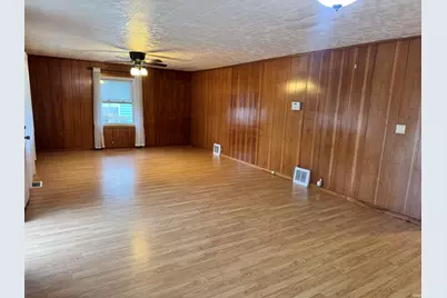 804 S Lombardy Drive, South Bend, IN 46619 - Photo 11