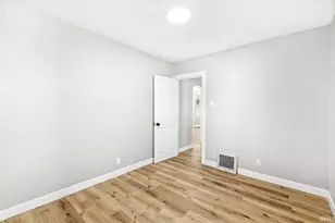 734 S 33rd St, South Bend, IN 46615 - Photo 15