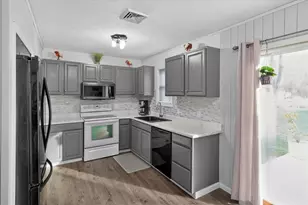 420 S Apple Rd, Osceola, IN 46561 - Photo 17