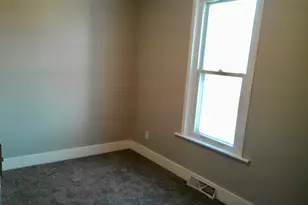 1307 E 4th St, Mishawaka, IN 46544 - Photo 7