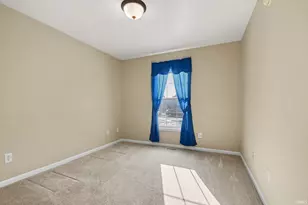 4417 Ashard Dr, South Bend, IN 46628 - Photo 11