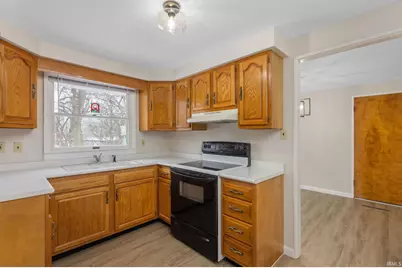2909 Hilltop Drive, South Bend, IN 46614 - Photo 9