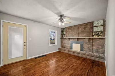 52236 Myrtle Avenue, South Bend, IN 46637 - Photo 3