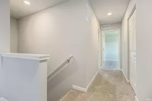 1327 Mackey Dr, South Bend, IN 46614 - Photo 11