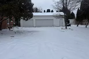 31479 Chicago Trail, New Carlisle, IN 46552 - Photo 3