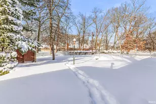 53199 W Oakmont Dr, South Bend, IN 46637 - Photo 29