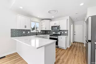 33906 Sumerset Ln, New Carlisle, IN 46552 - Photo 11