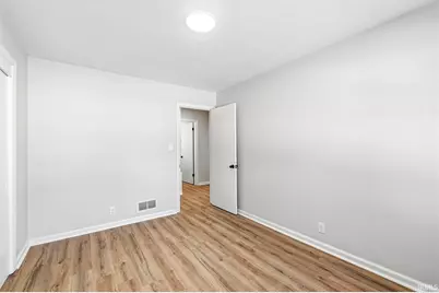 2903 Erskine Boulevard, South Bend, IN 46614 - Photo 17