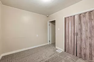 209 E Borely Ave, Mishawaka, IN 46545 - Photo 13