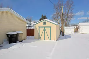 205 E Jennings Ave, South Bend, IN 46614 - Photo 5