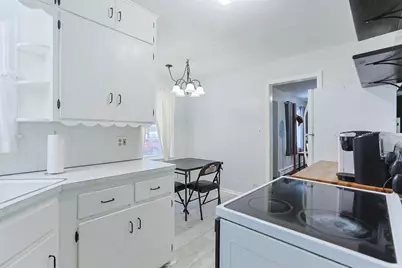 809 E Donmoyer Avenue, South Bend, IN 46614 - Photo 7