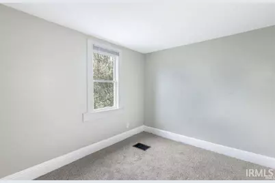 1105 Queen Street, South Bend, IN 46616 - Photo 7
