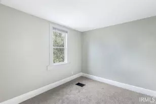 1105 Queen St, South Bend, IN 46616 - Photo 7