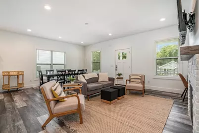 922 N Hill Street, South Bend, IN 46617 - Photo 9