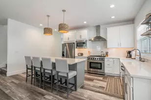 922 N Hill St, South Bend, IN 46617 - Photo 13