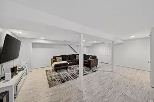 11185 Idlewood Dr, Osceola, IN 46561 - Photo 15