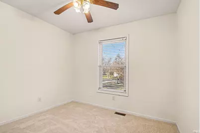 2025 E Jefferson Boulevard, Mishawaka, IN 46545 - Photo 17