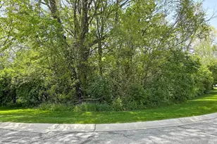 53420 Old Woodbridge Ct, South Bend, IN 46637 - Photo 1