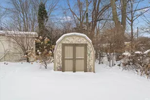 3023 Hilltop Dr, South Bend, IN 46614 - Photo 31