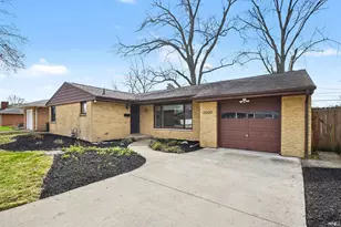 2008 Dorwood Dr, South Bend, IN 46617 - Photo 1