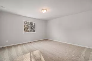 1326 Keady Ct, South Bend, IN 46614 - Photo 7