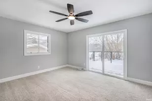 30068 Westlake Dr, Elkhart, IN 46514 - Photo 7