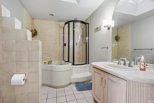 2412 Kenilworth Dr, Elkhart, IN 46514 - Photo 15