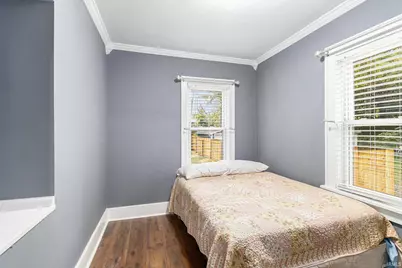 128 W Rhodes Street, South Bend, IN 46637 - Photo 11