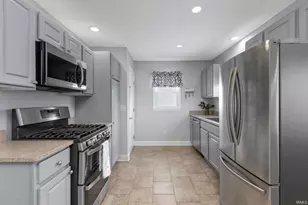 402 N Victoria St, Mishawaka, IN 46544 - Photo 7