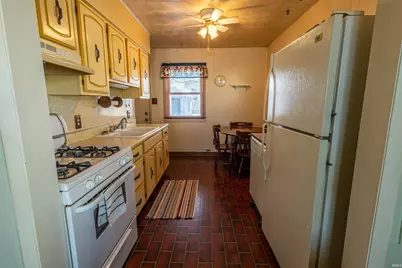 921 Geyer Avenue, Mishawaka, IN 46544 - Photo 11