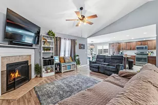 57117 Garnet Ln, Goshen, IN 46528 - Photo 3