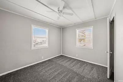 746 S Albert Avenue, South Bend, IN 46619 - Photo 9