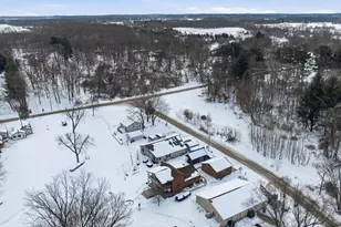 20720 S Lake Dr, Walkerton, IN 46574 - Photo 9