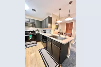 1520 N Oakhill Drive #L5, South Bend, IN 46637 - Photo 3