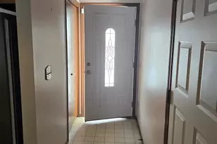 2028 Poppy Ct, Mishawaka, IN 46544 - Photo 3