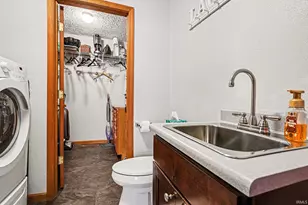 59690 Thornberry Ct, South Bend, IN 46614 - Photo 17