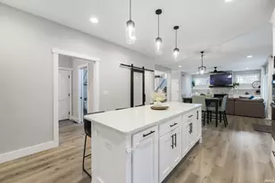 54591 Pierre Trails Dr, Osceola, IN 46561 - Photo 9