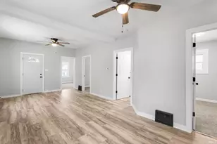 215 E Broadway St, Mishawaka, IN 46545 - Photo 9