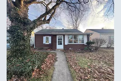 209 E Edgar Avenue, Mishawaka, IN 46545 - Photo 1